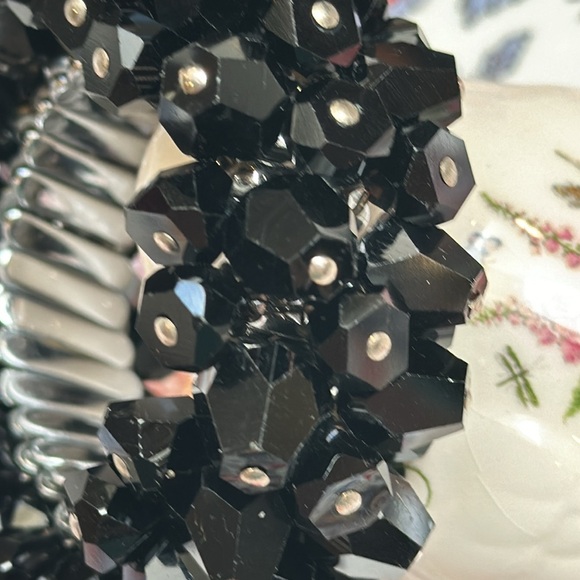 ChaCha ‘50’s expandable bracelet w/black glass beads-Made in Japan - 6”-8” - Picture 2 of 6